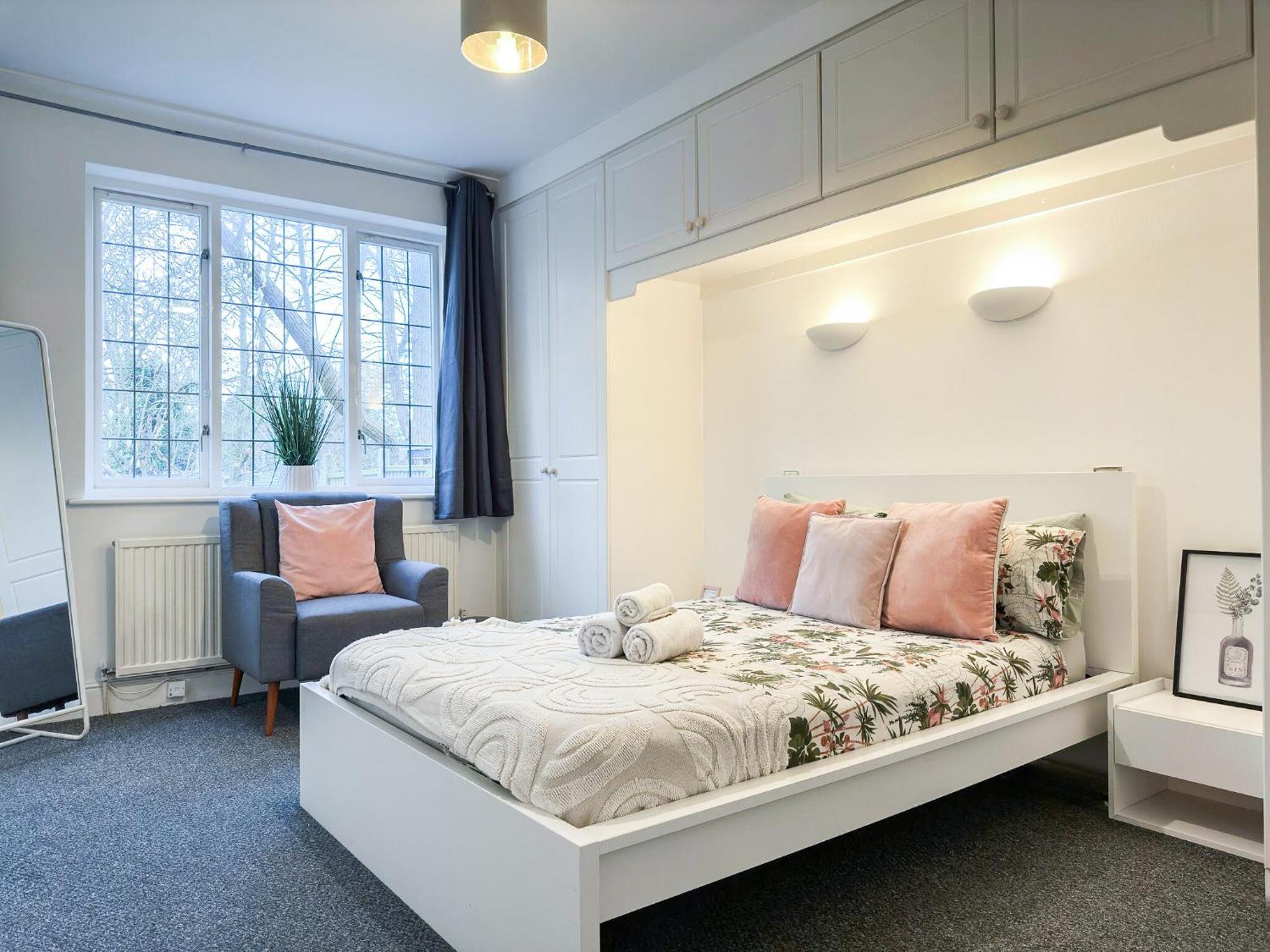 Cosy Apartments Near Hampstead Heath With Free On-Site Parking & Private Gardens, Golders Green 伦敦 外观 照片