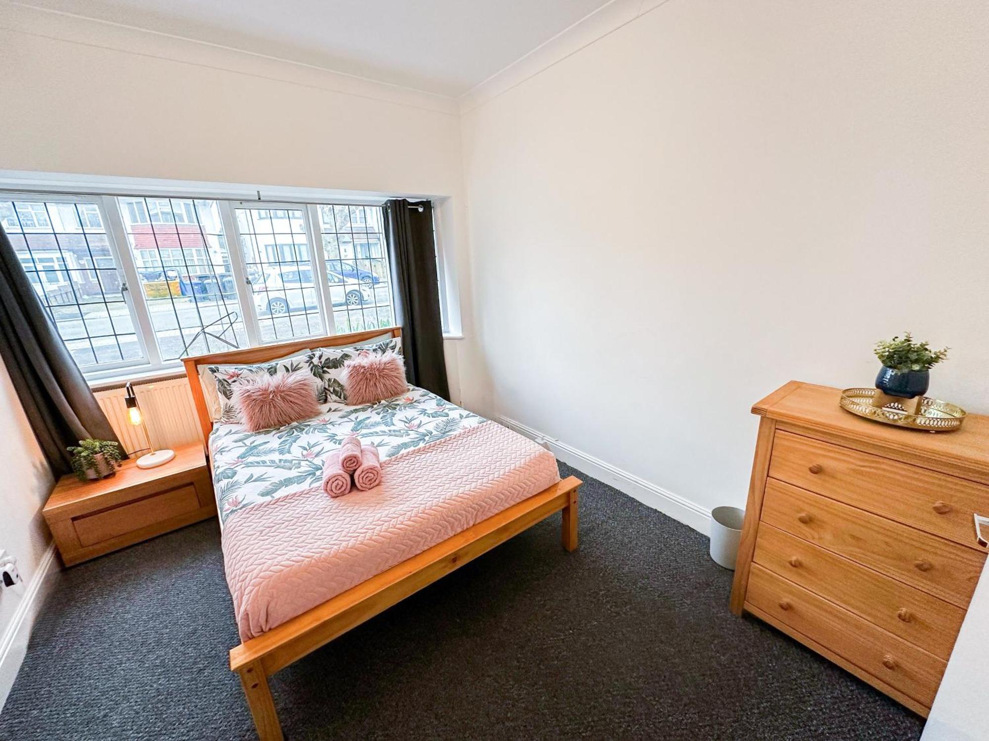 Cosy Apartments Near Hampstead Heath With Free On-Site Parking & Private Gardens, Golders Green 伦敦 外观 照片