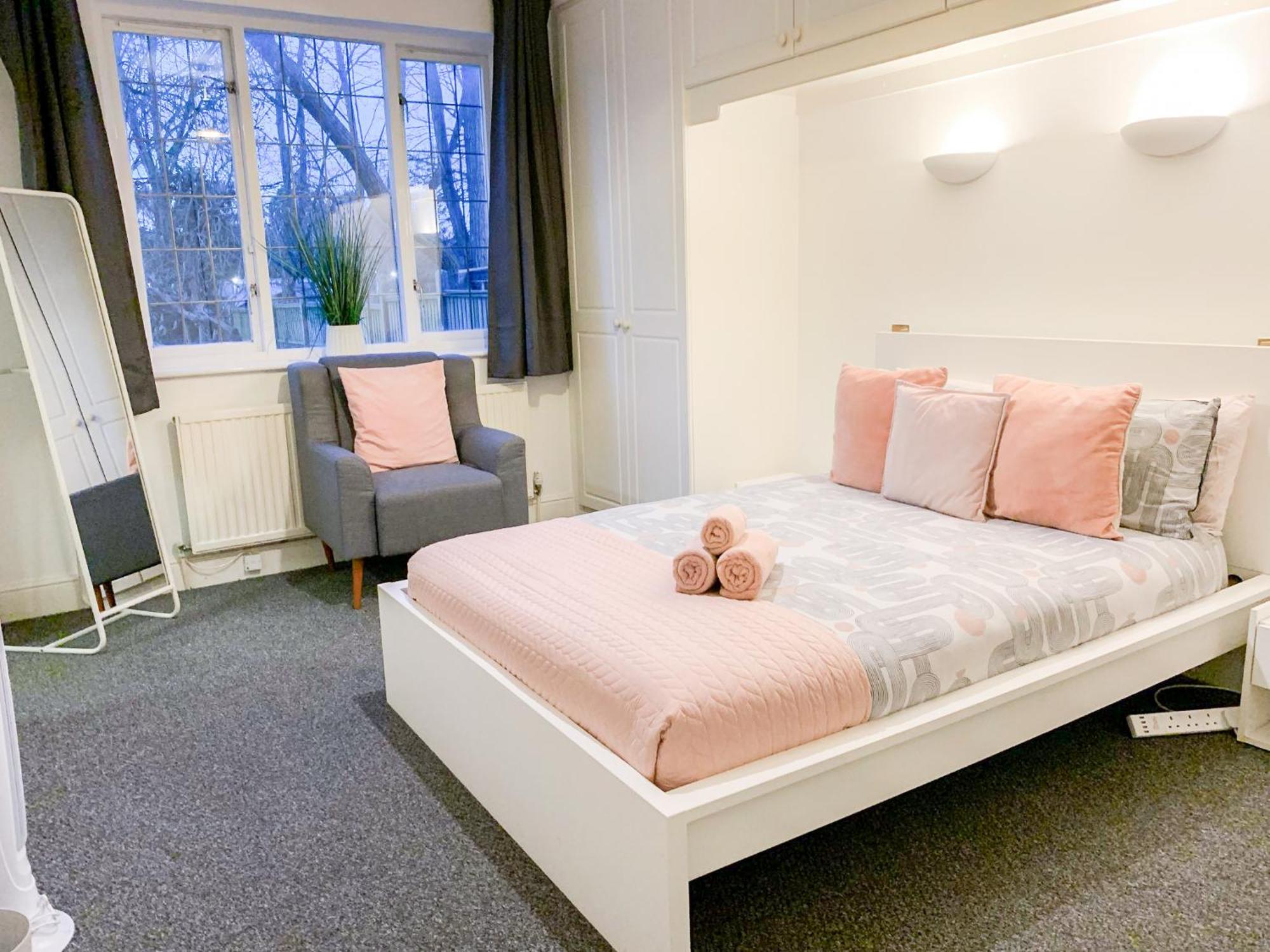 Cosy Apartments Near Hampstead Heath With Free On-Site Parking & Private Gardens, Golders Green 伦敦 外观 照片