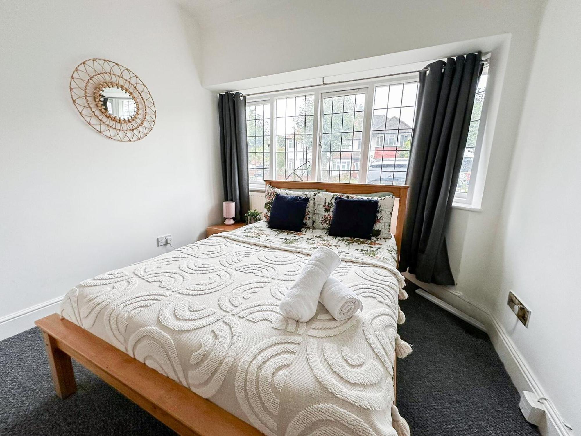 Cosy Apartments Near Hampstead Heath With Free On-Site Parking & Private Gardens, Golders Green 伦敦 外观 照片
