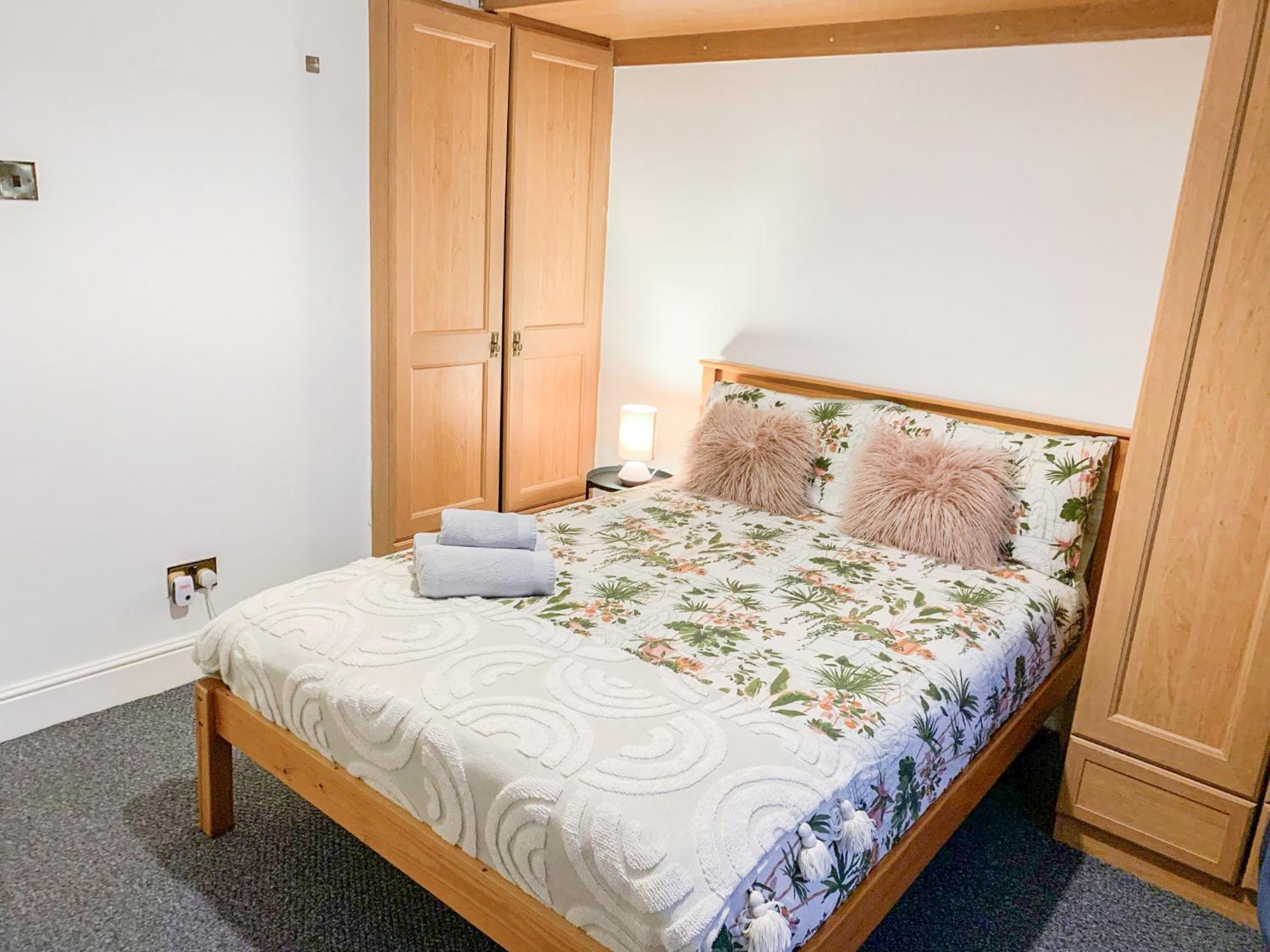 Cosy Apartments Near Hampstead Heath With Free On-Site Parking & Private Gardens, Golders Green 伦敦 外观 照片