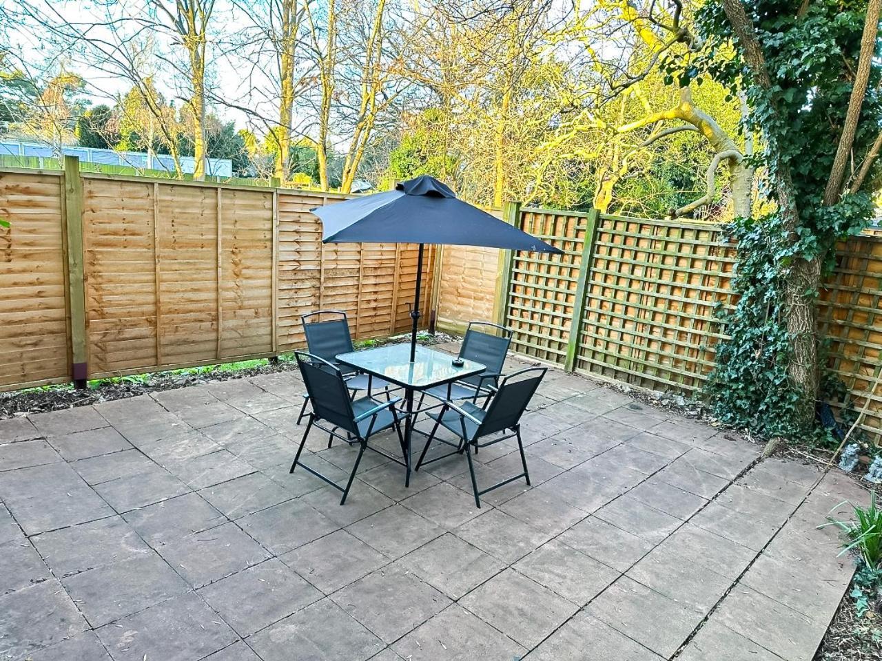 Cosy Apartments Near Hampstead Heath With Free On-Site Parking & Private Gardens, Golders Green 伦敦 外观 照片