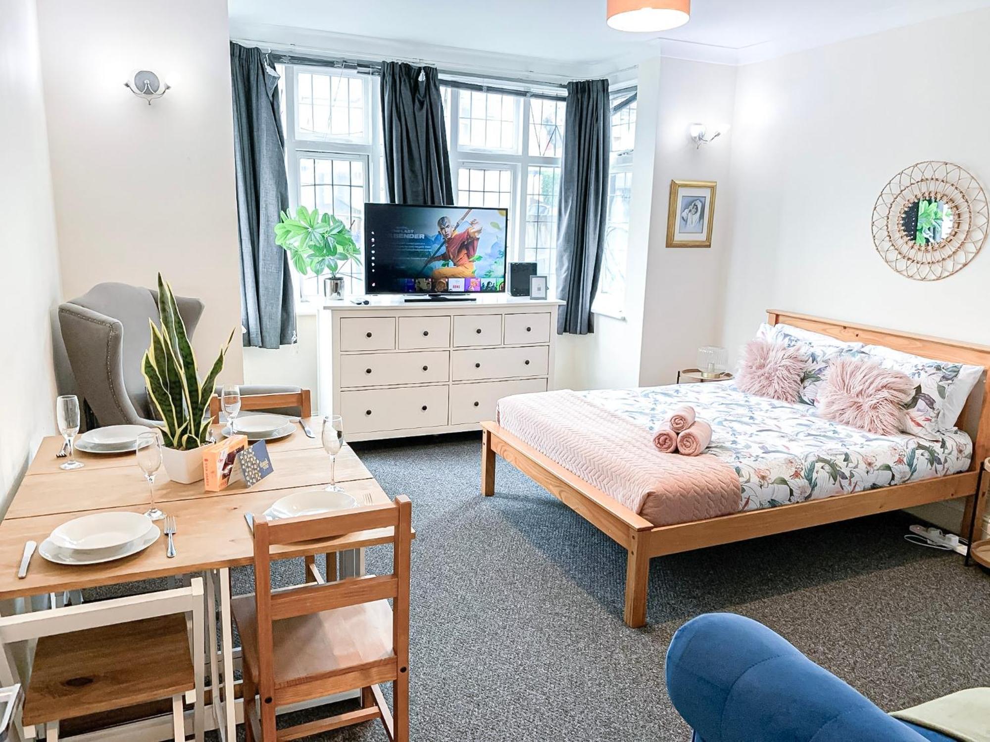 Cosy Apartments Near Hampstead Heath With Free On-Site Parking & Private Gardens, Golders Green 伦敦 外观 照片