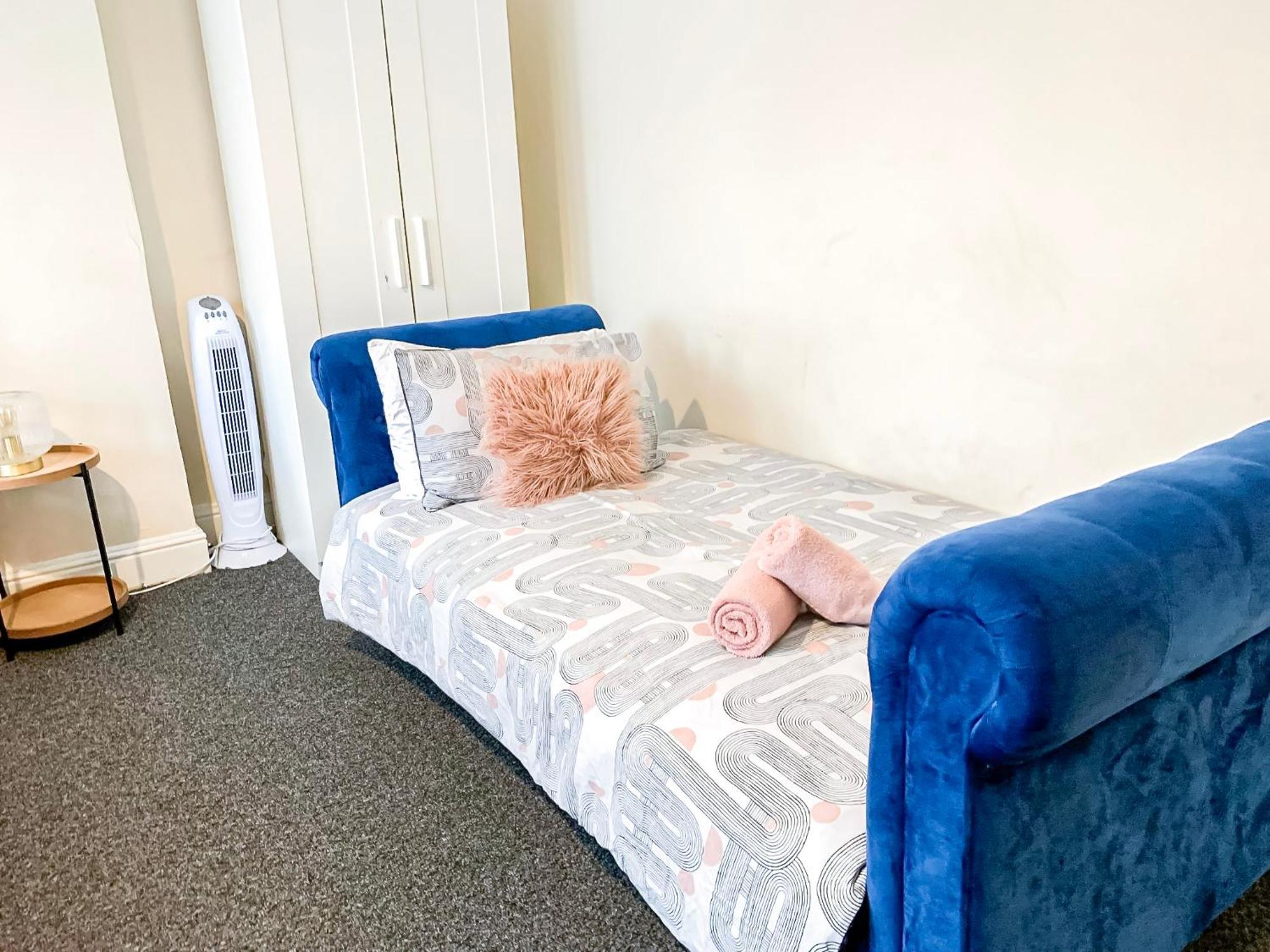 Cosy Apartments Near Hampstead Heath With Free On-Site Parking & Private Gardens, Golders Green 伦敦 外观 照片