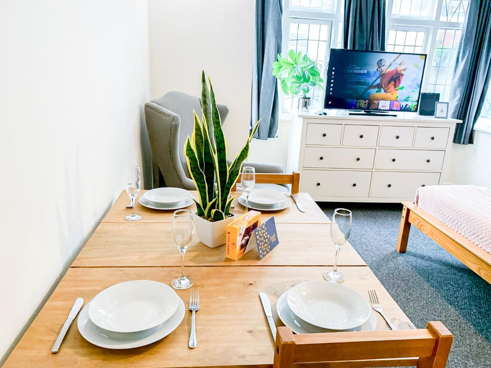 Cosy Apartments Near Hampstead Heath With Free On-Site Parking & Private Gardens, Golders Green 伦敦 外观 照片