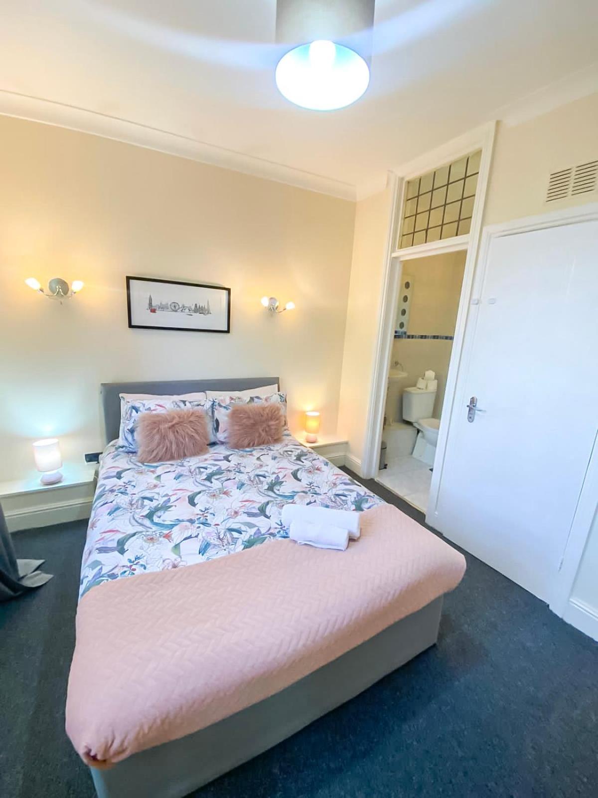 Cosy Apartments Near Hampstead Heath With Free On-Site Parking & Private Gardens, Golders Green 伦敦 外观 照片